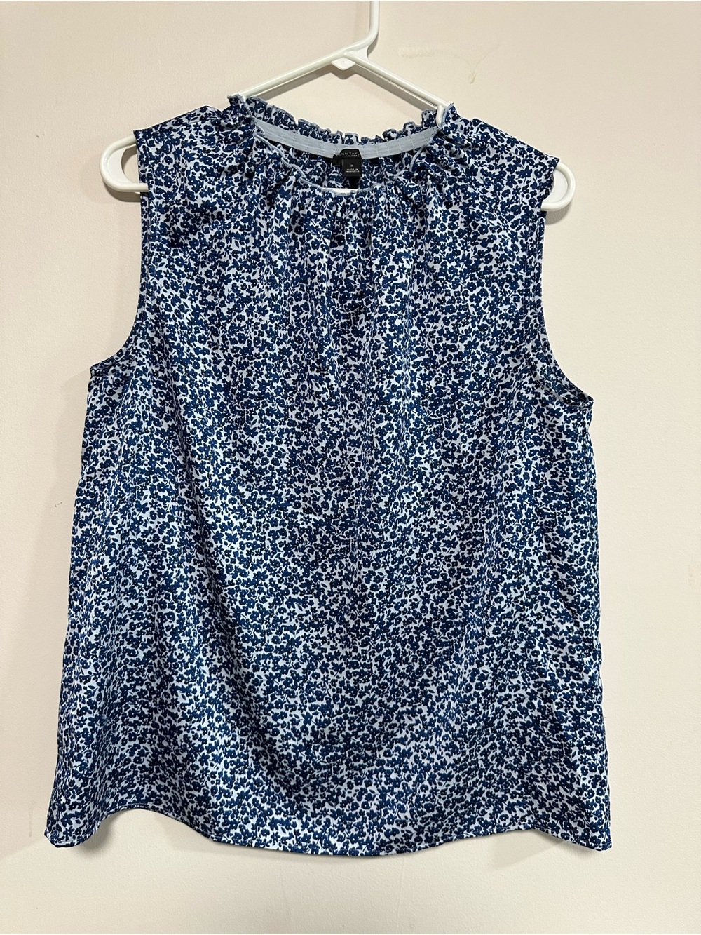 Ann Taylor Factory Navy and White Floral Ruffle-Neck Shell